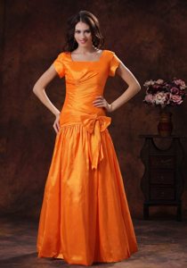 2013 New Style Hot Orange Square Prom Dress with Bowknot and Ruching