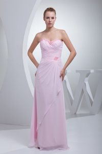 Stylish Ruched Baby Pink Chiffon Prom Gowns Beaded under 200