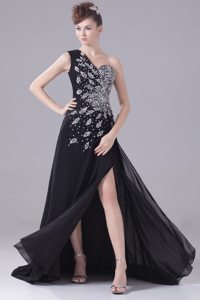 Beaing One Shoulder Black Brush Train Prom Dress with High Slit