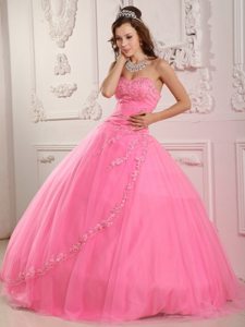 Rose Pink Sweetheart Appliques Layered Tulle Puffy Quinceanera Dress