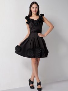 Hollywood CA V-neck Flowery Mini Length Prom Little Black Dress