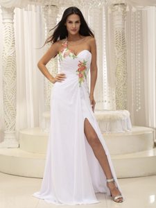 Brush Train One Shoulder Prom Dress with Slit and Appliques