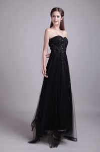 Appliqued Black Tulle Prom Bridesmaid Dress with Asymmetrical Hem