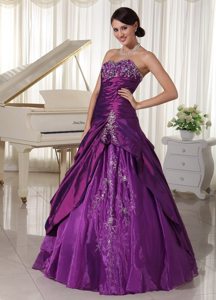2013 Most Recent Appliqued Dark Purple Quinceanera Dresses