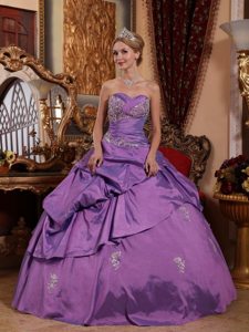 Lavender Ball Gown Sweet 15 Dresses with Appliques and Pick ups