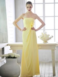 Light Yellow Sleeveless Floor Length Hand Made Flower Lace Up Evening Dress