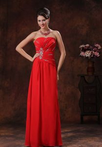 Red Strapless Floor-length Prom Celebrity Dress with Rhinestones