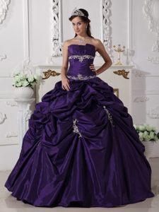 Duque De Caxias Dark Purple Strapless Sweet 16 Dresses Appliques