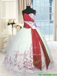 Excellent White And Red Organza Lace Up Sweetheart Sleeveless Floor Length Sweet 16 Dresses Embroidery and Sashes|ribbons