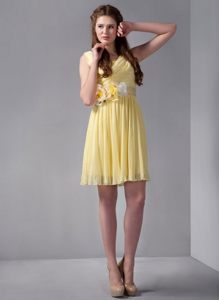 Yellow Organza Dama Dress for Quince with Straps and Hand-made Flower