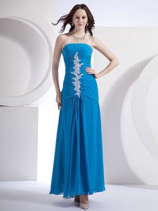 Appliques Ruched Strapless Blue Chiffon Prom Homecoming Dresses
