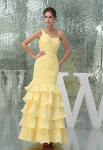 Beaded and Ruched One Shoulder Senior Prom in Light Yellow 2014