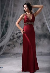 Halter Top v-Neck Prom Bridesmaid Dress Wine Red with the Back out