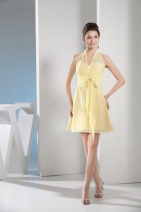 Halter Top Mini-length Light Yellow Prom Gown with Lovely Bowknot