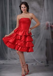 Knee-length Strapless Prom Holiday Dresses with Ruffled Layers in Style