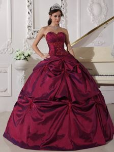 Beaded Wine Red Sweetheart Quinceanera Gown Dresses with Pick ups