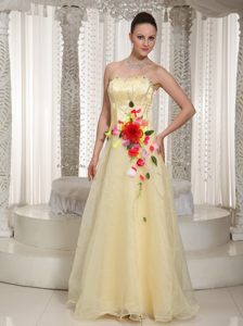 Flowers and Beading Accent Prom Graduation Dress in Light Yellow