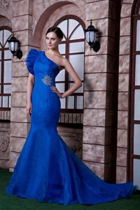 Latest Royal Blue Beaded Prom Dresses one Shoulder Brush Train in Satin