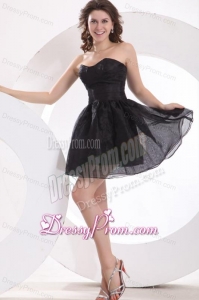A-line Strapless Black Organza Knee-length Prom Dress