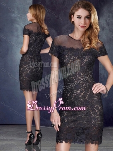 2016 Elegant Column Scoop Short Sleeves Black Prom Dress in Lace