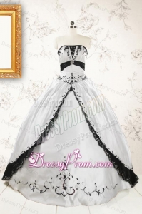 2015 Customize Embroidery White and Black Quinceanera Dresses