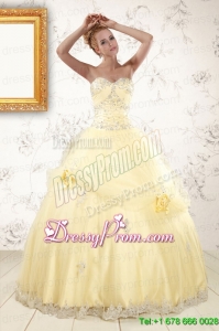 2015 Pretty Beading Light Yellow Quinceanera Dresses