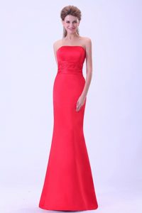 Simple Style Mermaid Brush Train Strapless Red Prom Dresses