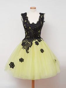 Wonderful Yellow Straps Zipper Lace Dama Dress for Quinceanera Sleeveless