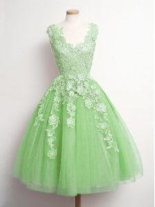 Custom Designed V-neck Sleeveless Dama Dress for Quinceanera Knee Length Appliques Yellow Green Tulle