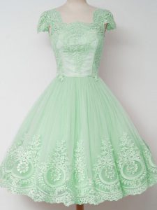 Modern Knee Length Apple Green Dama Dress for Quinceanera Tulle Cap Sleeves Lace