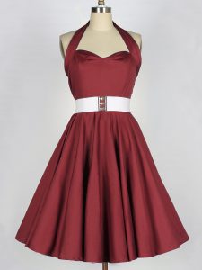 Luxury Knee Length Lace Up Dama Dress Burgundy for Prom and Party and Wedding Party with Belt