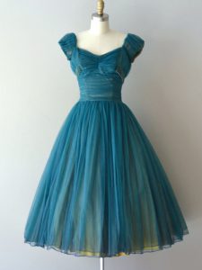 Luxurious V-neck Cap Sleeves Court Dresses for Sweet 16 Knee Length Ruching Teal Chiffon