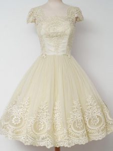 Perfect Square Cap Sleeves Quinceanera Court of Honor Dress Knee Length Lace Light Yellow Tulle
