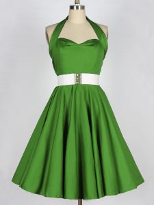 Green Taffeta Lace Up Halter Top Sleeveless Knee Length Court Dresses for Sweet 16 Belt