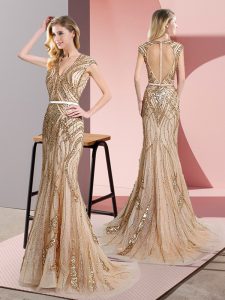 Eye-catching Champagne V-neck Zipper Beading and Belt Prom Gown Sleeveless