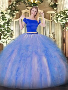 Fitting Floor Length Blue And White Vestidos de Quinceanera Off The Shoulder Short Sleeves Zipper