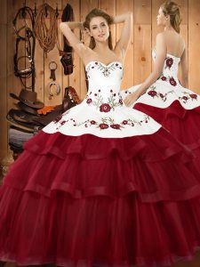 White And Red Sweetheart Neckline Embroidery and Ruffled Layers Vestidos de Quinceanera Sleeveless Lace Up