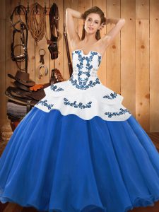 Sleeveless Satin and Organza Floor Length Lace Up Quinceanera Gowns in Baby Blue with Embroidery