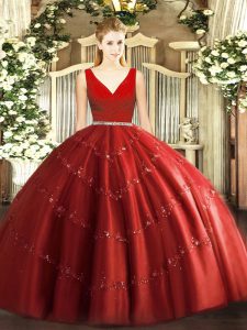Wine Red Ball Gowns Beading Quinceanera Dresses Zipper Tulle Sleeveless Floor Length
