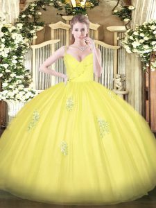 Delicate Yellow Tulle Zipper Spaghetti Straps Sleeveless Floor Length 15 Quinceanera Dress Appliques