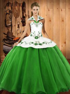 Edgy Green Halter Top Lace Up Embroidery Vestidos de Quinceanera Sleeveless