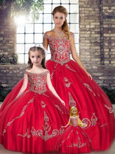 Modern Off The Shoulder Sleeveless Quince Ball Gowns Floor Length Beading and Embroidery Red Tulle