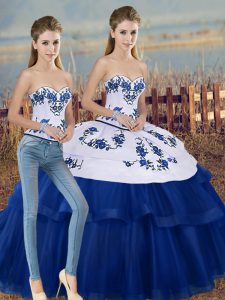 Tulle Sweetheart Sleeveless Lace Up Embroidery and Bowknot Quinceanera Gowns in Royal Blue