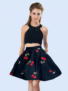 Sleeveless Satin Mini Length Lace Up Dama Dress in Black with Pattern