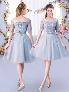 Enchanting Grey Tulle Lace Up Damas Dress Short Sleeves Knee Length Lace and Belt