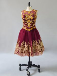 Latest Burgundy Tulle Lace Up Scoop Sleeveless Mini Length Prom Dresses Beading and Appliques