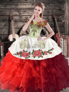 Hot Selling White And Red Off The Shoulder Lace Up Embroidery and Ruffles Quinceanera Dress Sleeveless