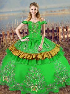 Noble Sleeveless Satin Floor Length Lace Up Ball Gown Prom Dress in Green with Embroidery