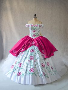 Custom Made Pink And White Sleeveless Embroidery and Ruffles Floor Length Quinceanera Gown