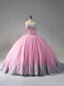 Sleeveless Beading and Appliques Lace Up Sweet 16 Dress with Pink Court Train